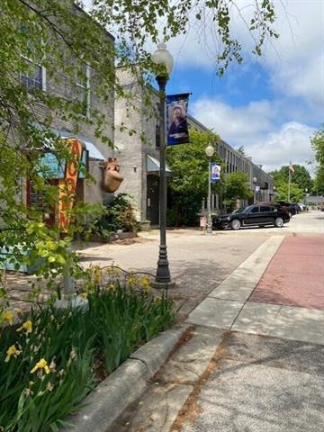 Builiding view thirty five for 15105 Carpenter, Three Oaks, MI. 49128