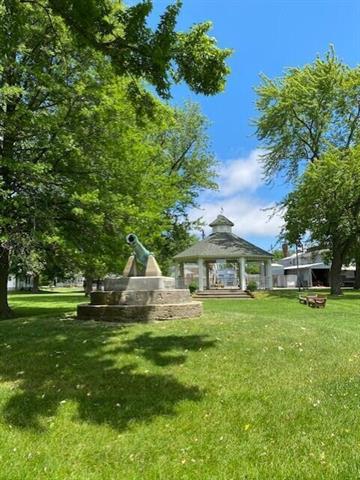 Builiding view thirty four for 15105 Carpenter, Three Oaks, MI. 49128