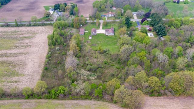 Builiding view twenty five for 15105 Carpenter, Three Oaks, MI. 49128