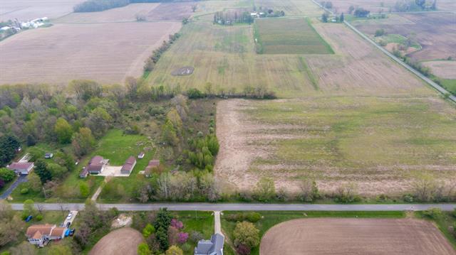 Builiding view twenty three for 15105 Carpenter, Three Oaks, MI. 49128