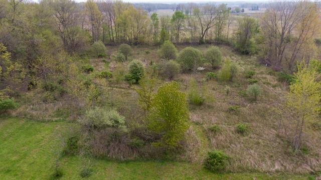 Builiding view two for 15105 Carpenter, Three Oaks, MI. 49128