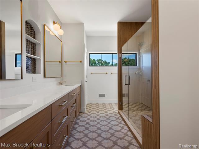 Builiding view fourteen for 7680 Parshallville, Fenton, MI. 48430