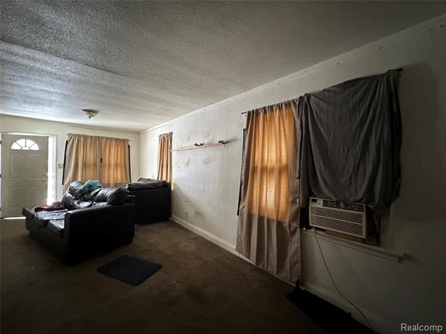 Builiding view six for 3018 Dakota, Flint, MI. 48506