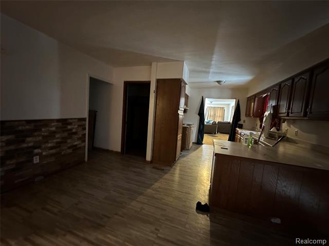 Builiding view twelve for 3018 Dakota, Flint, MI. 48506