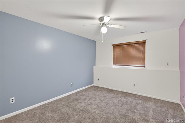 Builiding view forty three for 8360 Arlis, Commerce Township, MI. 48382