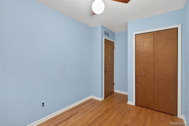 Builiding view thirty five for 8360 Arlis, Commerce Township, MI. 48382