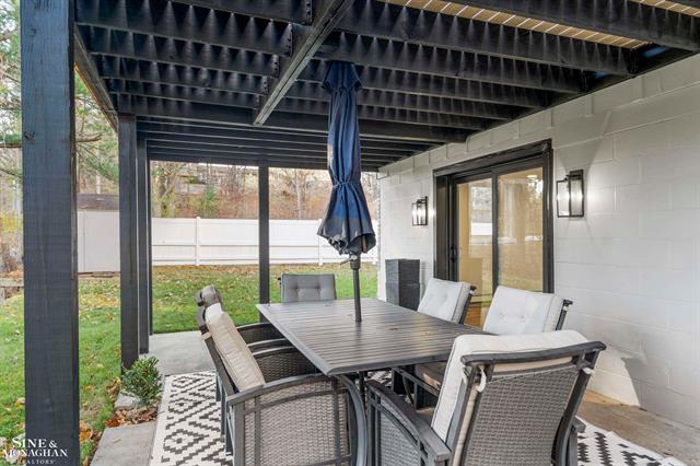 Builiding view eleven for 431 Fairlane, Traverse City, MI. 49684