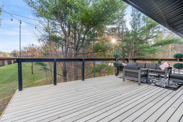 Builiding view fifty four for 431 Fairlane, Traverse City, MI. 49684