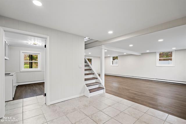 Builiding view forty nine for 431 Fairlane, Traverse City, MI. 49684