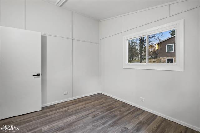 Builiding view forty seven for 431 Fairlane, Traverse City, MI. 49684