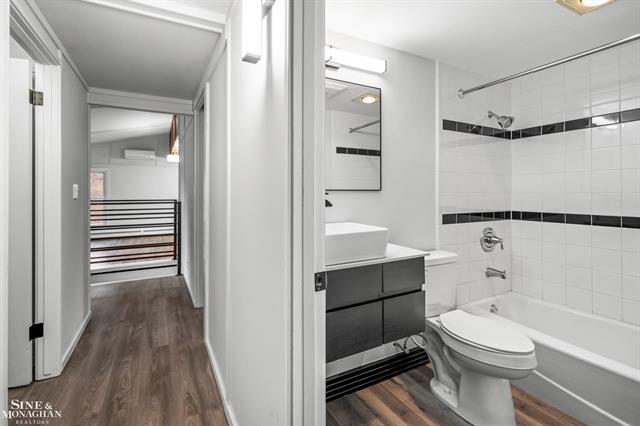 Builiding view forty for 431 Fairlane, Traverse City, MI. 49684