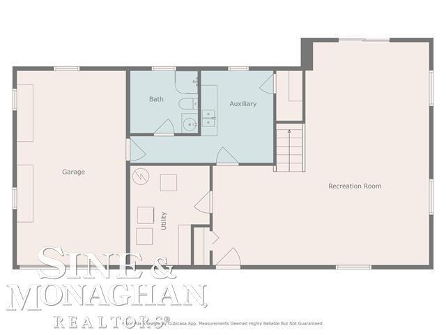 Builiding view seventy five for 431 Fairlane, Traverse City, MI. 49684