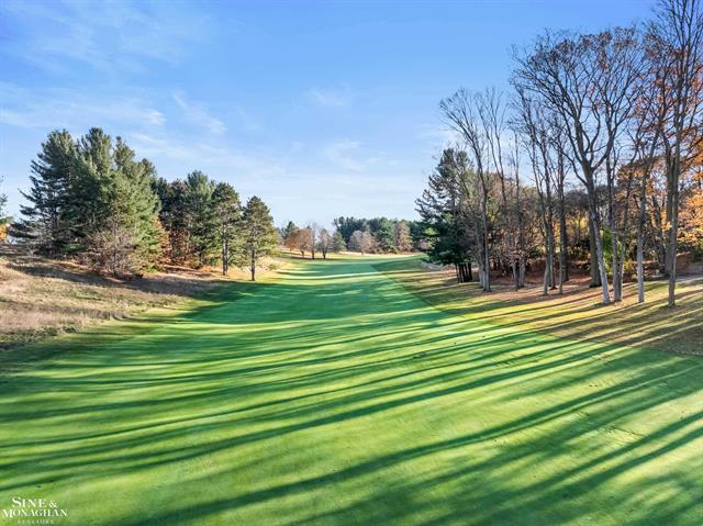 Builiding view sixty five for 431 Fairlane, Traverse City, MI. 49684