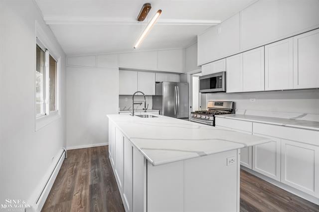 Builiding view thirty one for 431 Fairlane, Traverse City, MI. 49684