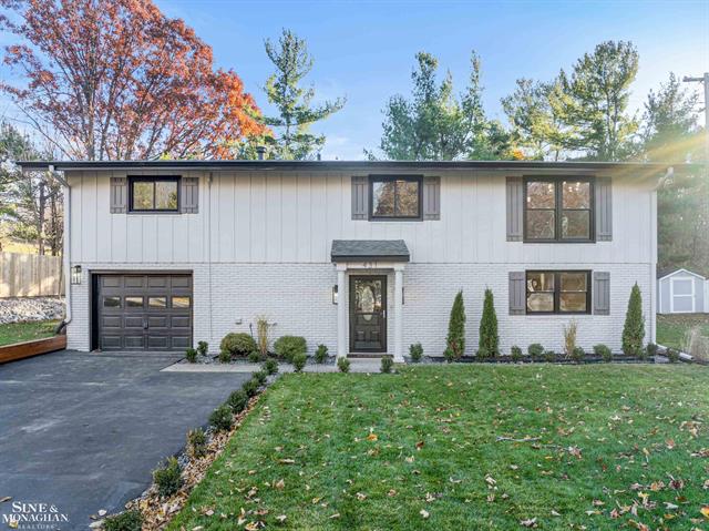 Builiding view three for 431 Fairlane, Traverse City, MI. 49684