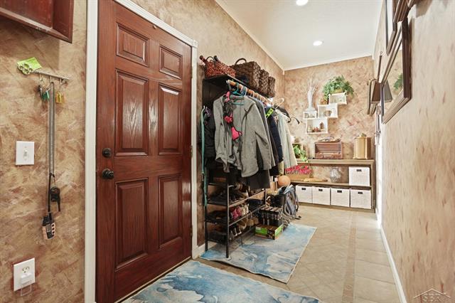 Builiding view five for 2122 Heather, Gladwin, MI. 48624