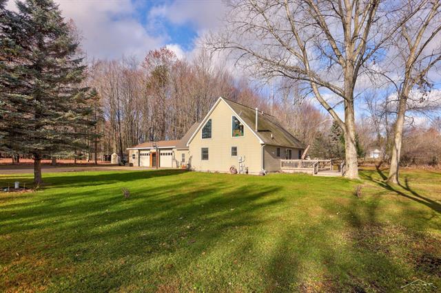 Builiding view three for 2122 Heather, Gladwin, MI. 48624