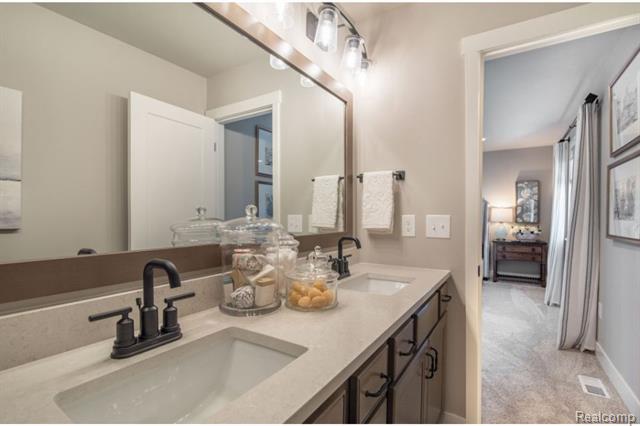 Builiding view thirty one for 410 Settlers, Tecumseh, MI. 49286