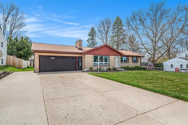 front view for 3950 40Th Street Sw, Grandville, Mi. 49418