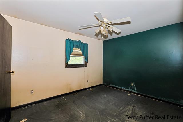 Builiding view eleven for 3285 4Th, Twin Lake, MI. 49457