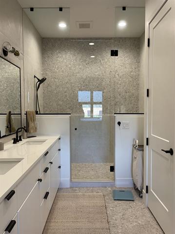 Builiding view sixteen for 63890 Middle Colon, Burr Oak, MI. 49030