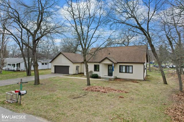 front view for 4441 Betty Drive, Pigeon, Mi. 48755