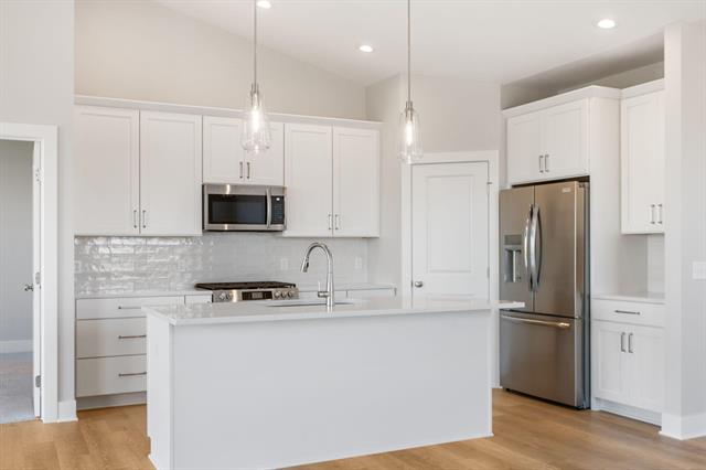 Builiding view sixteen for 11913 Smithfield, Holland, MI. 49424