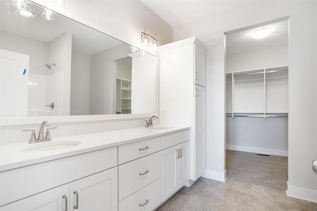 Builiding view twenty eight for 11913 Smithfield, Holland, MI. 49424