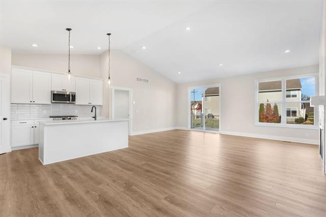 Builiding view fifteen for 11905 Smithfield, Holland, MI. 49424