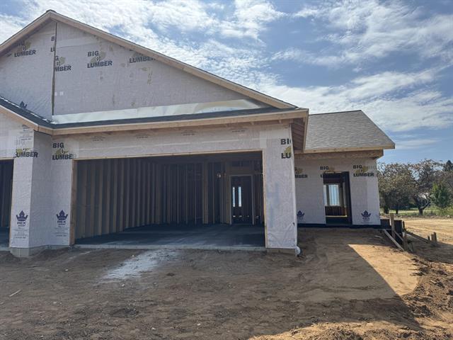 front view for 141 Lexington Pointe Drive, Niles, Mi. 49120