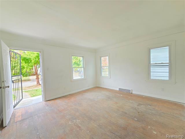 Builiding view nine for 16740 Stahelin, Detroit, MI. 48219