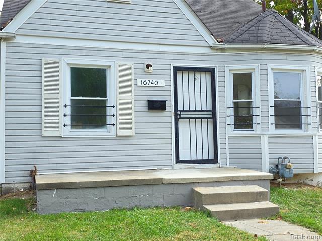 Builiding view thirty two for 16740 Stahelin, Detroit, MI. 48219