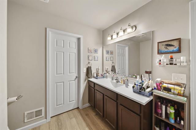 Builiding view eighteen for 159 St Clair, Brooklyn, MI. 49230