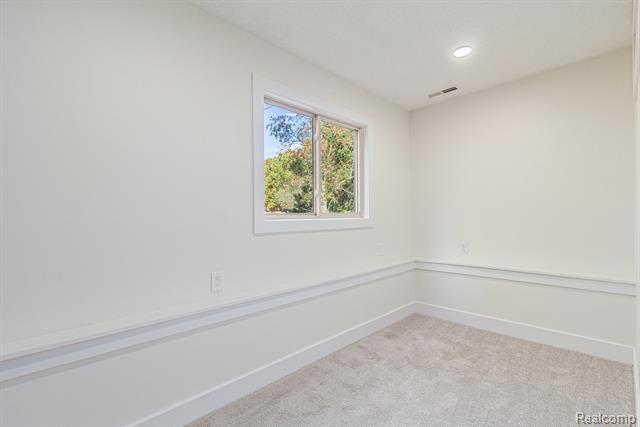 Builiding view nineteen for 921 N Garner, Milford, MI. 48380