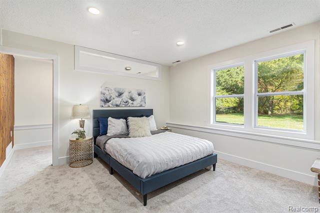 Builiding view seventeen for 921 N Garner, Milford, MI. 48380