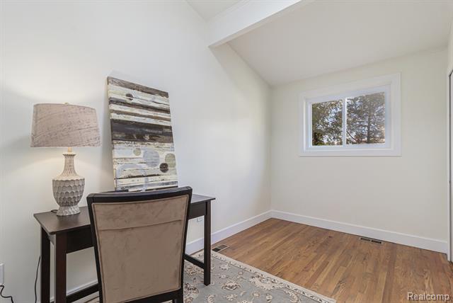 Builiding view twenty four for 921 N Garner, Milford, MI. 48380