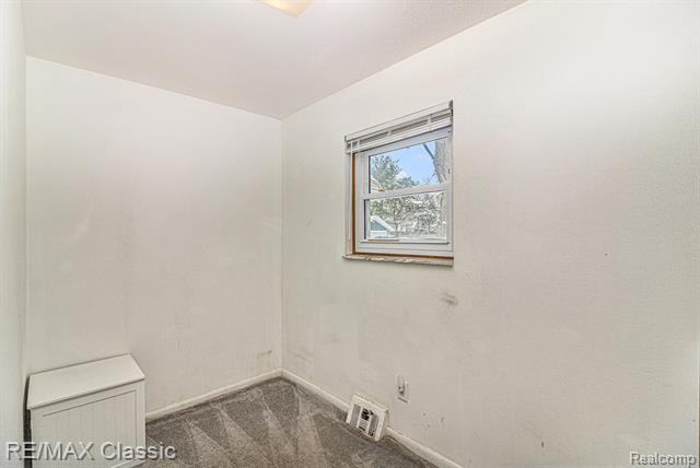 Builiding view eighteen for 3166 Arbutus, Commerce Township, MI. 48382