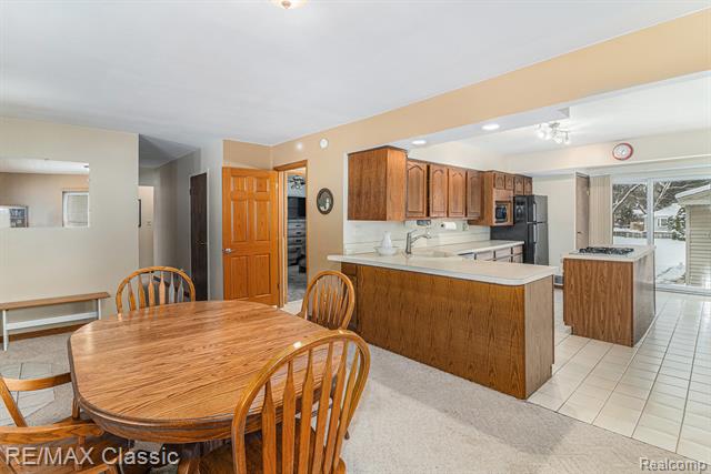 Builiding view six for 3166 Arbutus, Commerce Township, MI. 48382