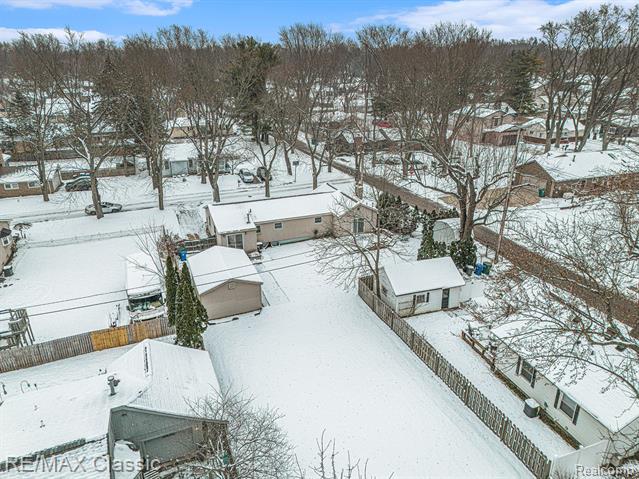 Builiding view twenty five for 3166 Arbutus, Commerce Township, MI. 48382