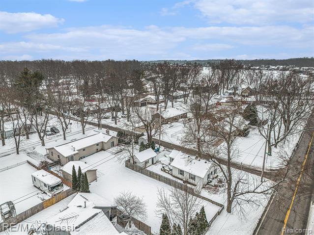 Builiding view twenty six for 3166 Arbutus, Commerce Township, MI. 48382