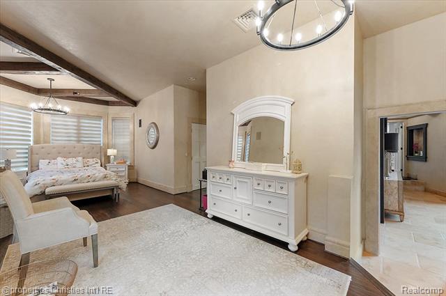 Builiding view forty five for 3701 Northwood, West Bloomfield, MI. 48324