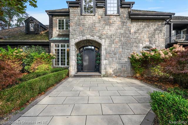 Builiding view four for 3701 Northwood, West Bloomfield, MI. 48324