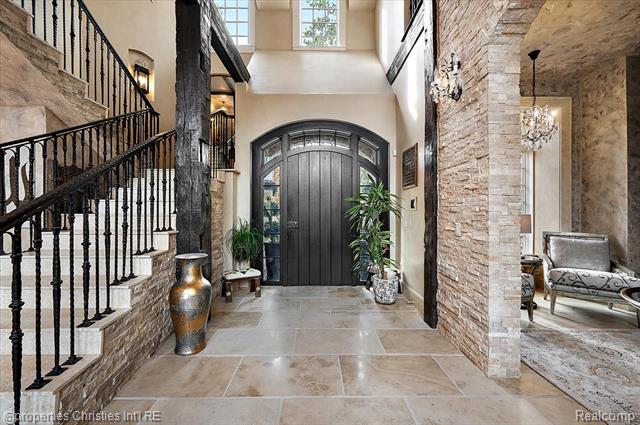 Builiding view seven for 3701 Northwood, West Bloomfield, MI. 48324