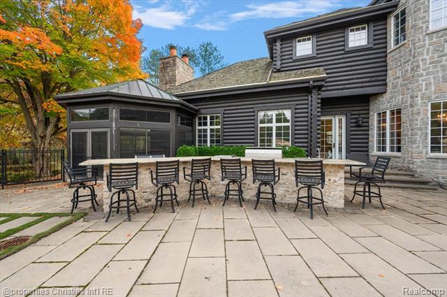 Builiding view seventy one for 3701 Northwood, West Bloomfield, MI. 48324