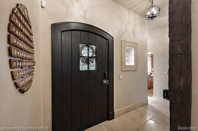 Builiding view thirty six for 3701 Northwood, West Bloomfield, MI. 48324