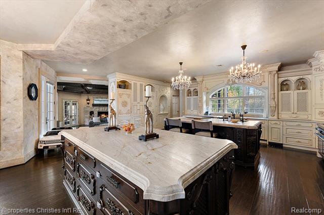 Builiding view twenty one for 3701 Northwood, West Bloomfield, MI. 48324