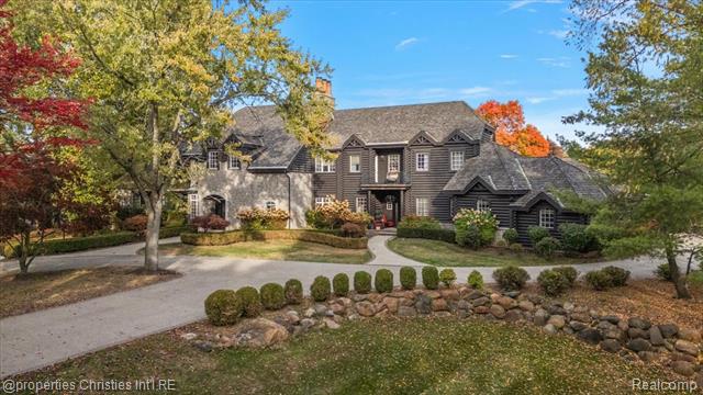 front view for 3701 Northwood Dr, West Bloomfield, Mi. 48324