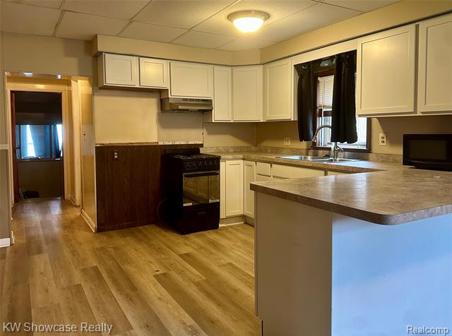 Builiding view seven for 1125 E Commerce, Milford, MI. 48381