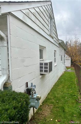 Builiding view twenty seven for 1125 E Commerce, Milford, MI. 48381