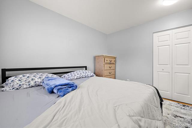 Builiding view eighteen for 4775 Halberd, Commerce Township, MI. 48382